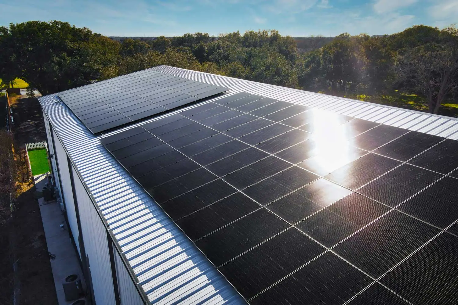 Commercial solar installation featuring a 25.9 kW system size accompanied by an Enphase battery backup of 40 kWh.